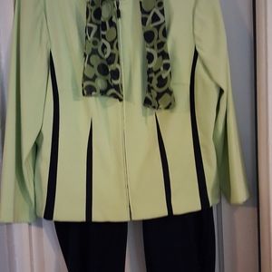 Sag Harbor Petite Pants Outfit 22WP